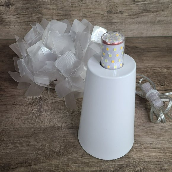 Modern Art LED Centerpiece Table Bedside Lamp Modern 10" Minimalist Style - Picture 6 of 12